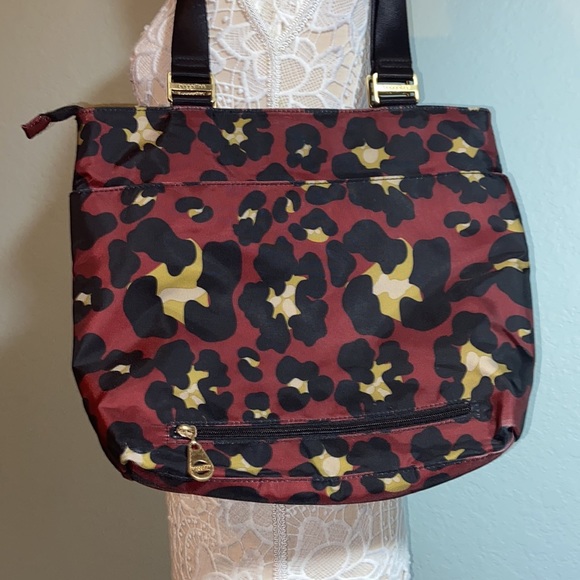 RARE Baggallini Scarlet Cheetah leopard shoulder Bag - Picture 3 of 12